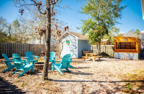 Long Beach House | Mystical Mermaid by Oak Island Accommodations