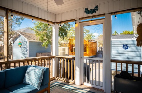 Long Beach House | Mystical Mermaid by Oak Island Accommodations