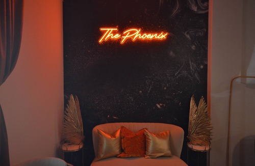 Waco House | Mystical Stays- The Phoenix Nest. Themed Stays, 3+2, King Bed, Group Trip
