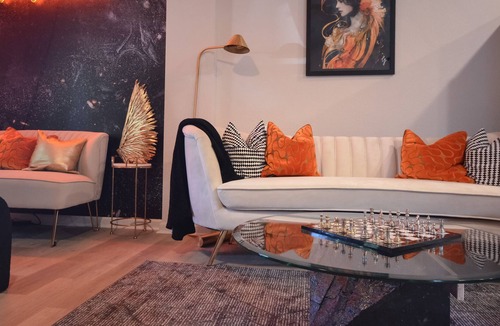 Waco House | Mystical Stays- The Phoenix Nest. Themed Stays, 3+2, King Bed, Group Trip