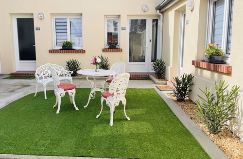 Quartier Saint-Clement - Jardin des Plantes Apartment | Nénuphar Appt Neuf Jardin Stationnement Gratuit Proche Centre Métro 1h30 Paris