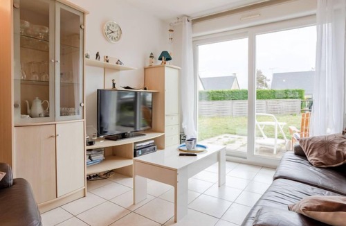 Hauteville-sur-Mer House | Néroli by Interhome