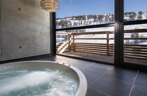 Les Claux Hotel | Névalhaia Le Chalet