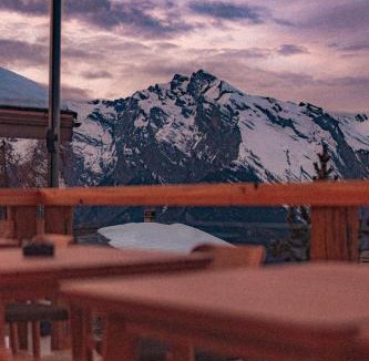 Saint-Pierre-de-Clages Hotel | Nînda Boutique Hôtel
