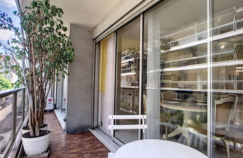 Musicians Quarter Apartment | N&J - DEBUSSY TERRASSE - Hyper center