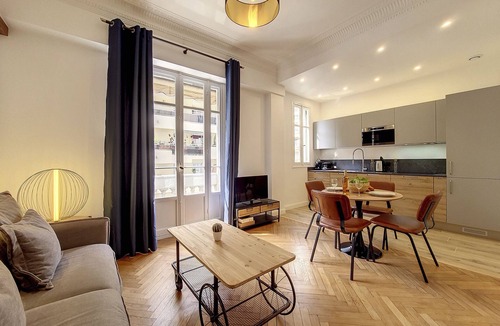 Gambetta Apartment | N&J - LE NICOIS - Central
