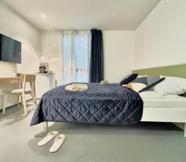 Kerzers Hotel | N's Hotel - Self-Check-in Hotel
