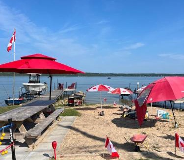 Wiarton House | N' This on the Bay -Vacation Suite