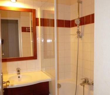 Uhart-Cize Apartment | N23, parc d'arradoy-St J P de Port