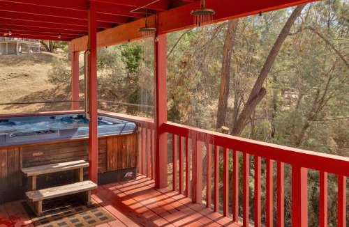 Oak Shores House | Naci Lakeview Retreat