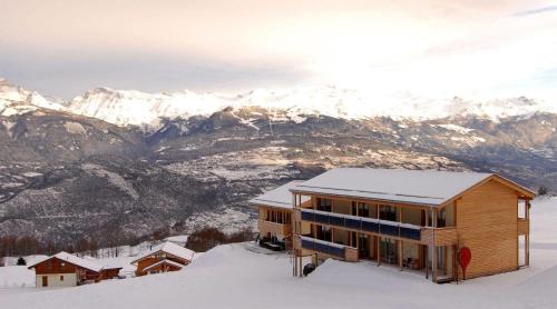 Nax Hotel | Nada Brahma Retreats