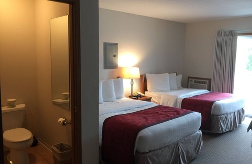 Ludington Hotel | Nader's Motel & Suites