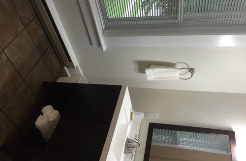 Ludington Hotel | Nader's Motel & Suites