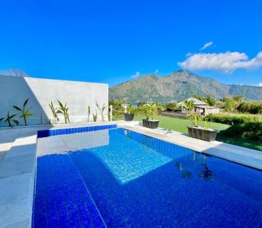 Toya Bungkah Villa | Nadine Villa Kintamani with Natural Hot Spring