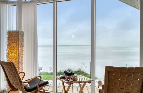 Ronbjerg House | "Næwe" - 10m to the fjord by Interhome