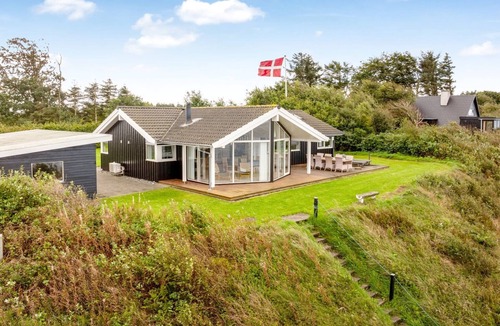 Ronbjerg House | "Næwe" - 10m to the fjord by Interhome