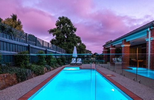 Romsey House | Naje House Macedon Ranges - Pool, Spa, Firepit