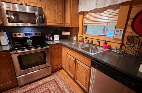 Elkton House | Naked Creek Cabin