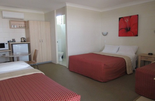 Nambour Hotel | Nambour Lodge Motel