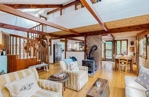 West Tisbury House | Nana’s Big Treehouse