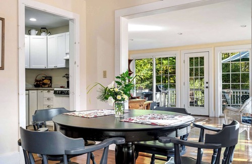 Cape Neddick House | Nana’s Hideaway – 2 BDR Charmer!