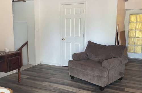 Houston Cottage | Nana’s Bunkhouse is a small little efficiency located in Houston, MO.