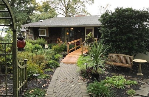 North East House | Nancy’s Touch, A Waterfront Paradise!