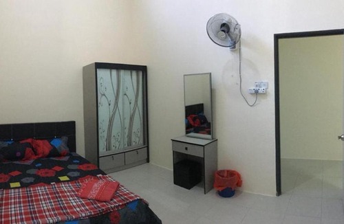 Kuala Rompin House | Nanie Homestay