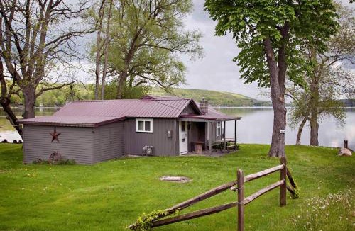 Dundee House | Nannie Bell's Cottage
