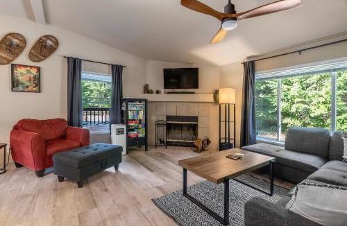 Packwood House | Nanook Haus