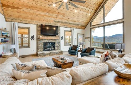 Andrews House | Nantahala Forest Cabin w/Fire Pits & Hot Tub!