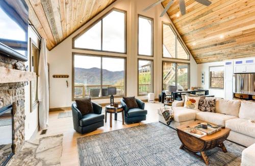 Andrews House | Nantahala Forest Cabin w/Fire Pits & Hot Tub!