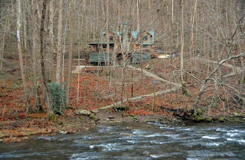 Topton Cabin | Nantahala Riverside Cabin