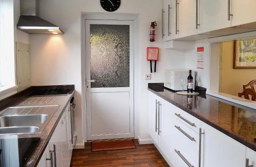 Crewkerne House | Nantucket House