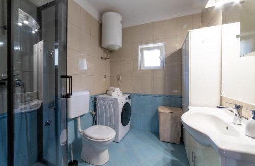 Trolokve House | Nany-Villa with heated pool