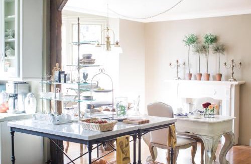 St. Helena Bed & Breakfast | Napa Farmhouse Inn