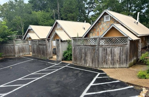 Eureka Springs Cottage | Napa Rock Cottage/#7 Oak Crest