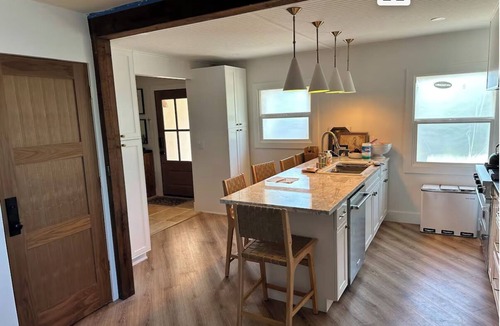 Napa House | Napa Valley Designer Retreat- close to downtown !nn