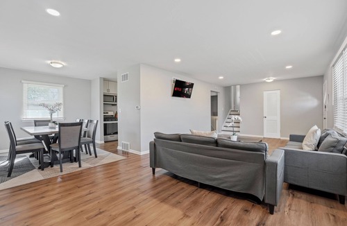 Naperville House | Naperville Gem n