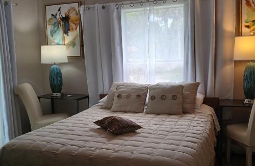 Rural Estates House | Naples' Hidden Gem