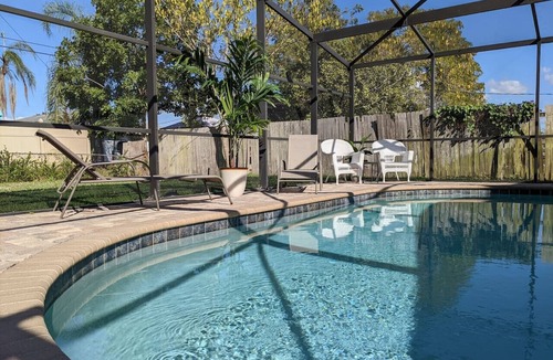 Naples Park House | Naples Park, 3bdr Pool home, Beach Vacation