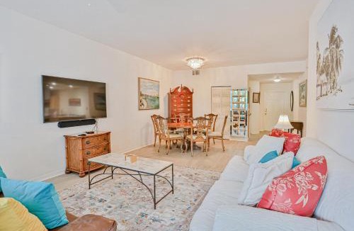 Vanderbilt Beach Apartment | Naples Vanderbilt Villa