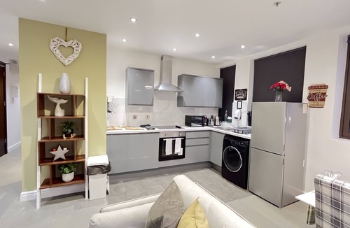 Perry Barr Apartment | Naps Inn