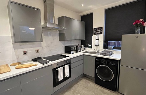 Perry Barr Apartment | Naps Inn Serviced Apartments