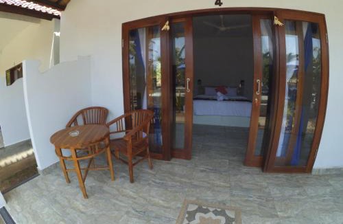 Mushroom Bay House | Naradas Mushroom Beach