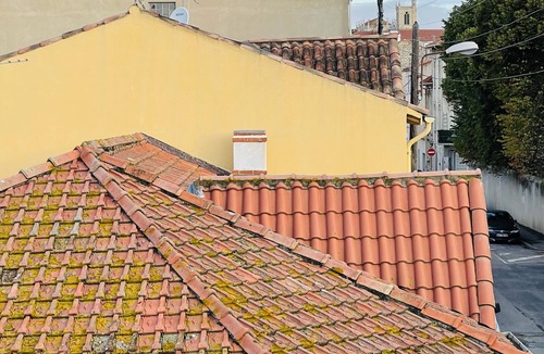 Convention House | Narbonne central with saltwater pool and family friendly, location!