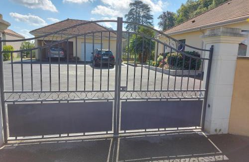 Narcastet House | NARCASTET 64