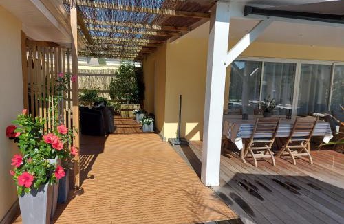 Narcastet House | NARCASTET 64