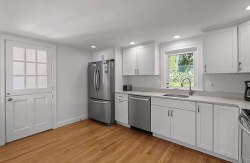 Saunderstown House | Narragansett Beach House - Across from Narrow River