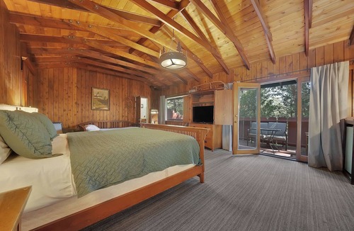 Fish Camp Hotel | Narrow Gauge Inn